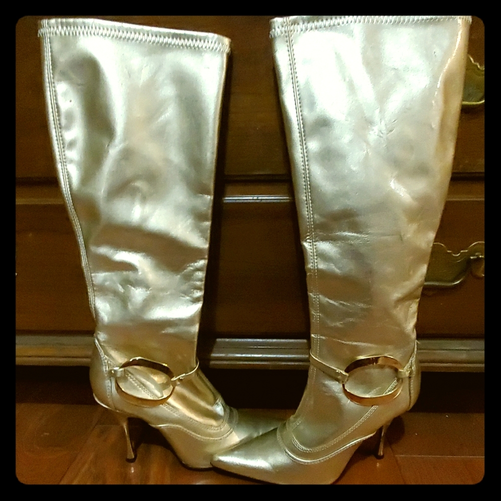 Gold heel boots